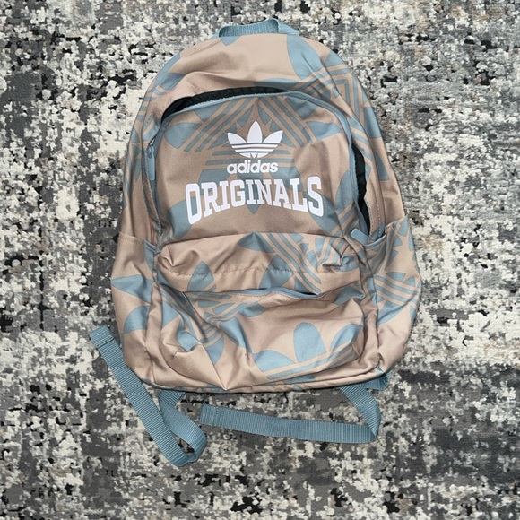 NWOT Adidas original bookbag - Picture 2 of 6